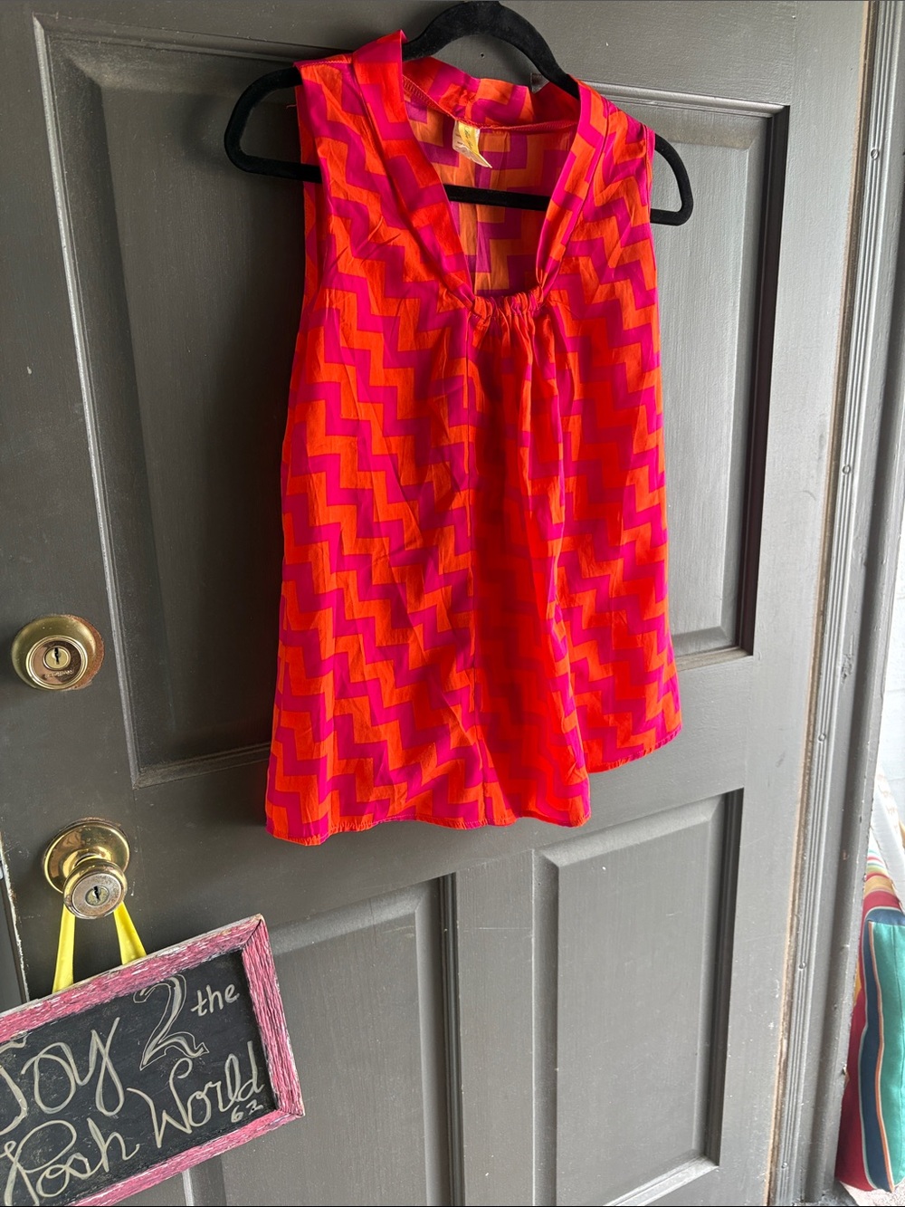 Sleeveless Zigzag Chevron Blouse - Pink & Orange